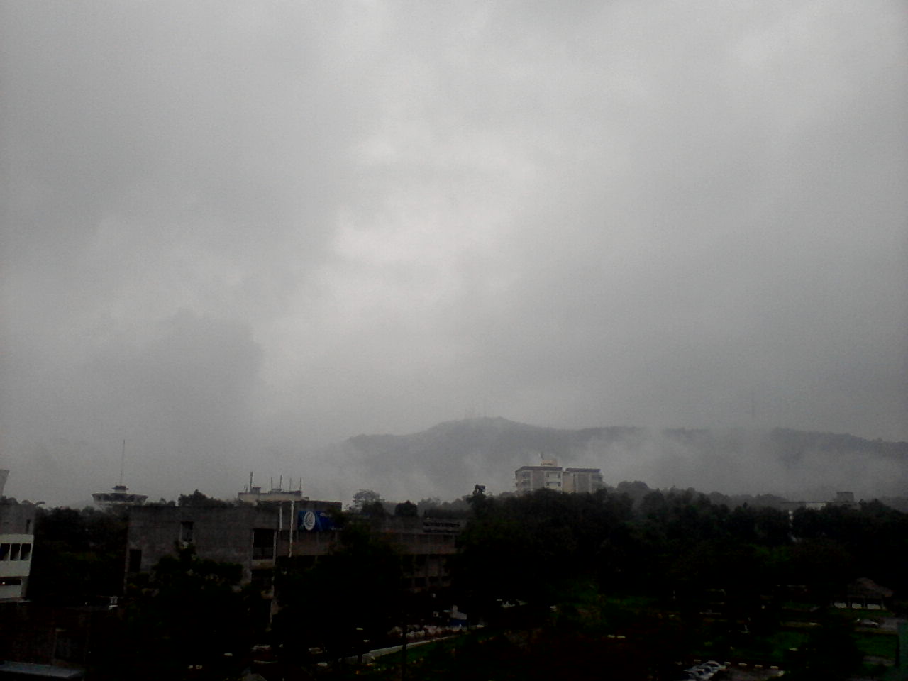 photo , 1280x960 pixel , 90,627 bytes.